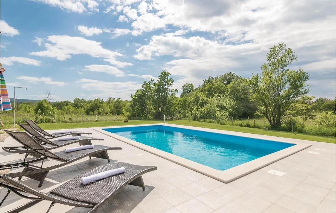 Holiday home Awesome Home In Labin With Kitchen Rasa