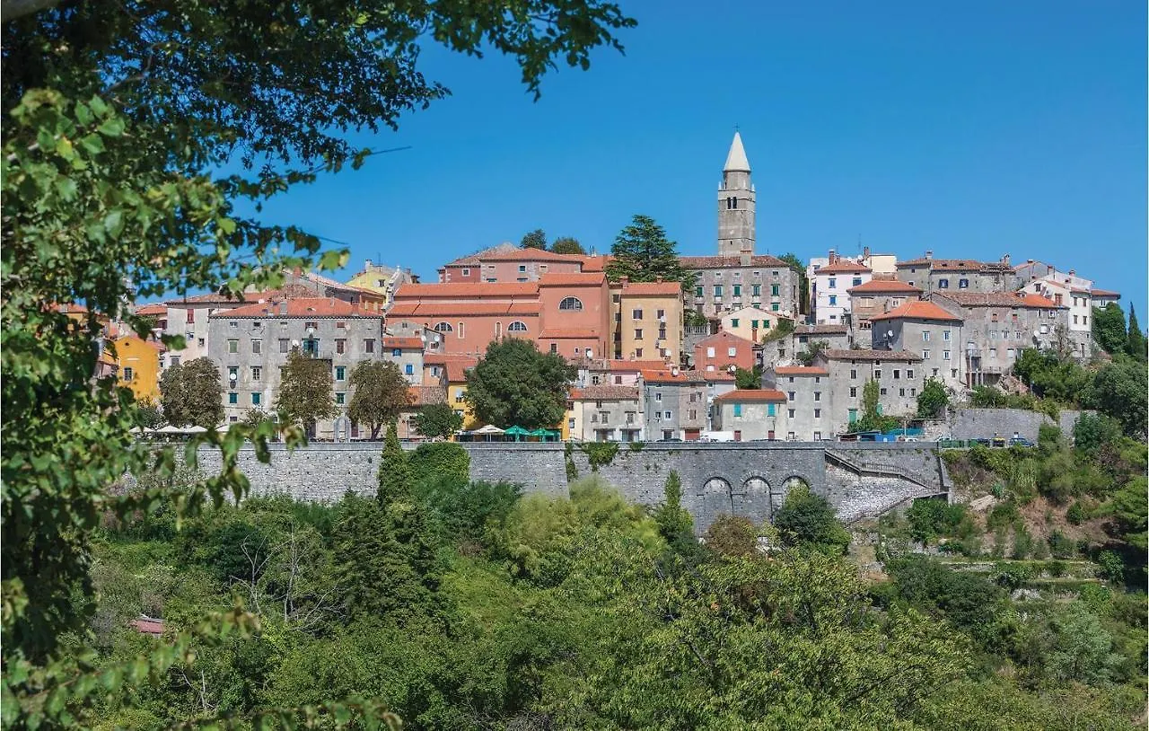 Awesome Home In Labin With Kitchen Rasa
