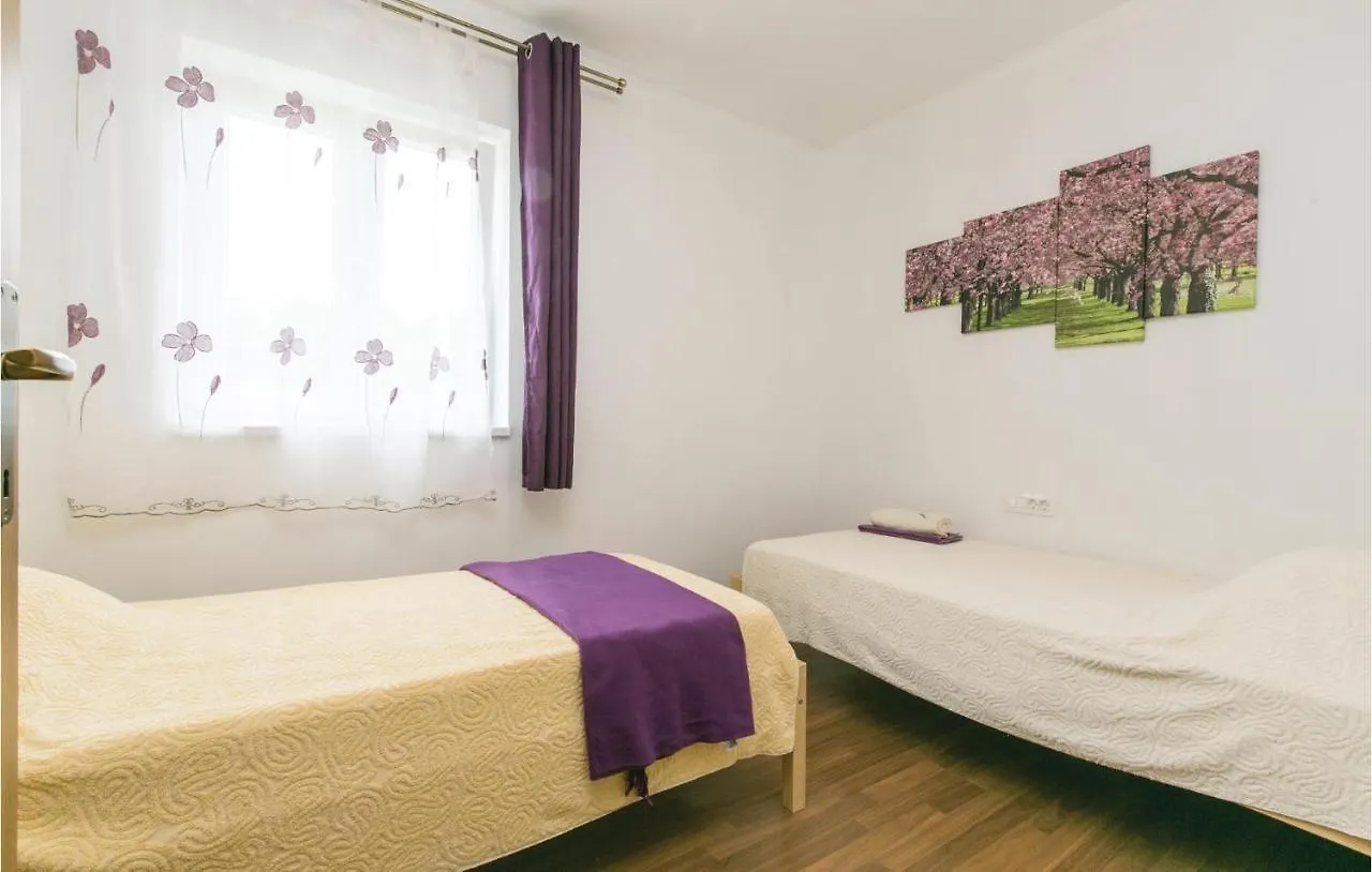 Awesome Home In Labin With Kitchen Rasa 0*,