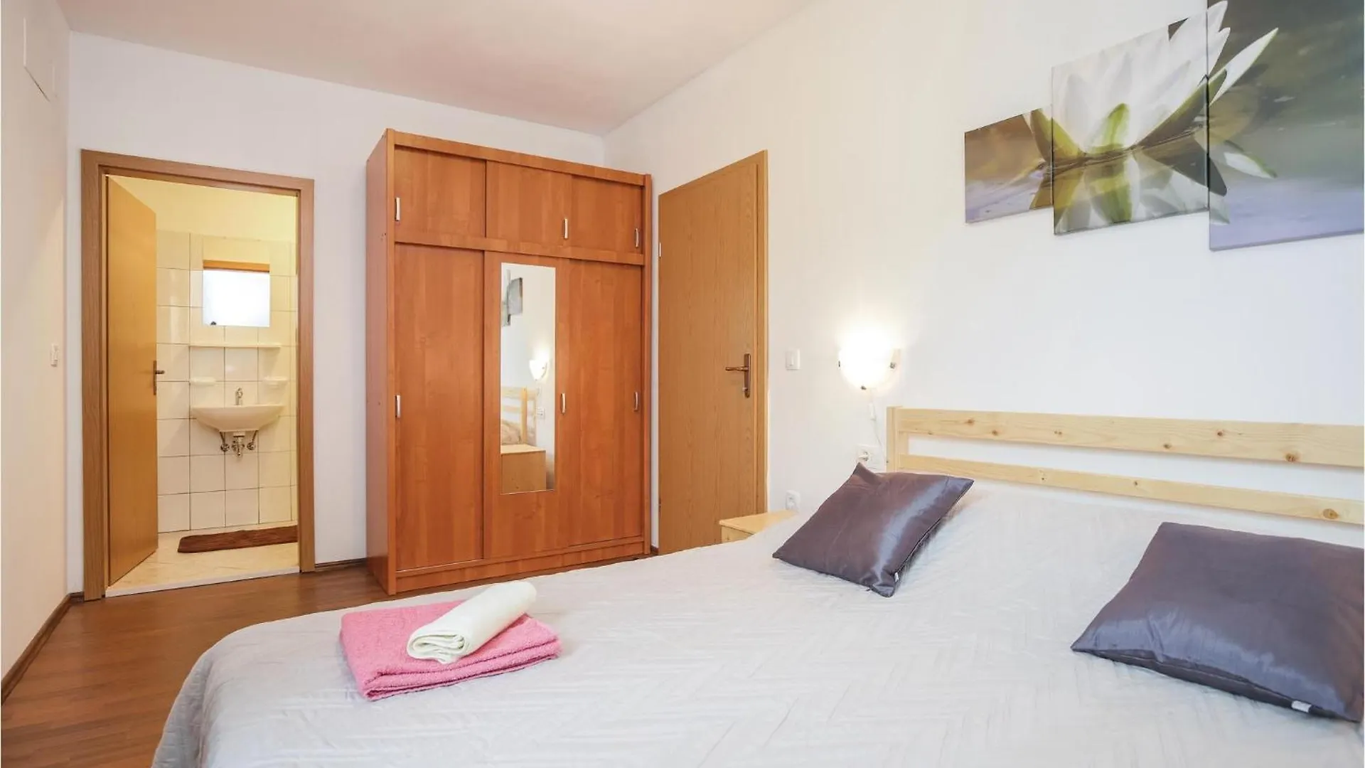 Holiday home Awesome Home In Labin With Kitchen Rasa